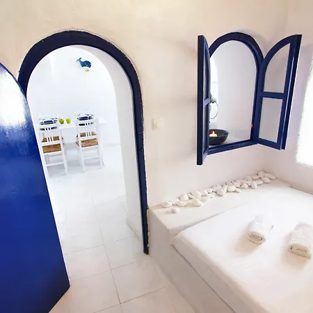 Apartment Blu Blanco Cave House By Blu Bianco Vacation Oia (Santorini)