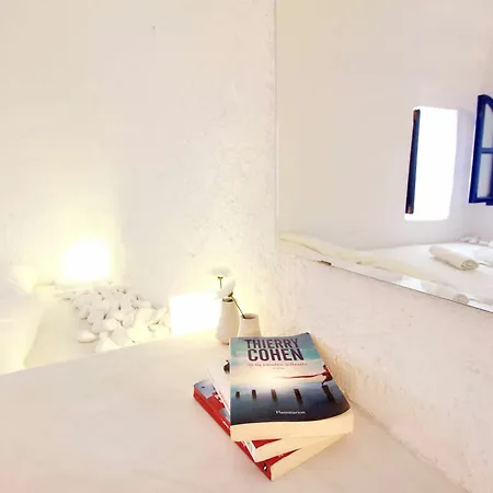 Apartment Blu Blanco Cave House By Blu Bianco Vacation Oia (Santorini)